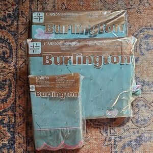 Vintage 1970s Burlington Caress Queen Sheet Set